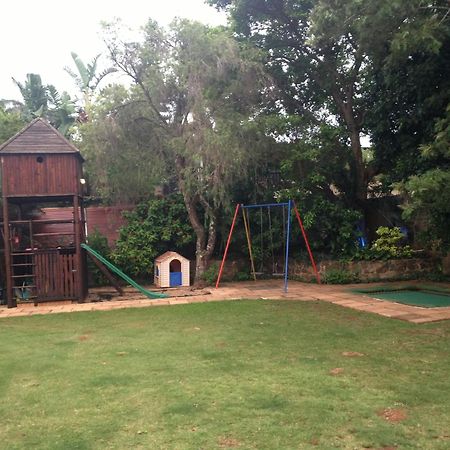 Umhlanga Self Catering Guest House Durban Dış mekan fotoğraf