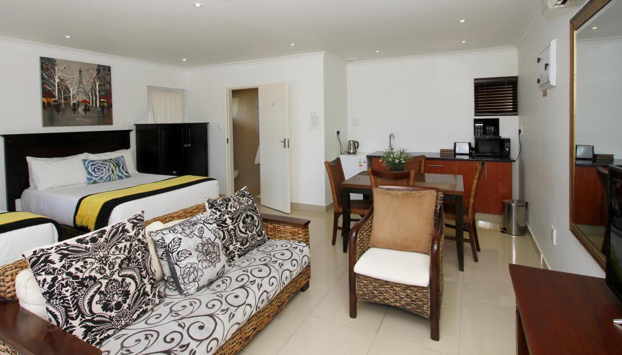 Umhlanga Self Catering Guest House Durban Dış mekan fotoğraf